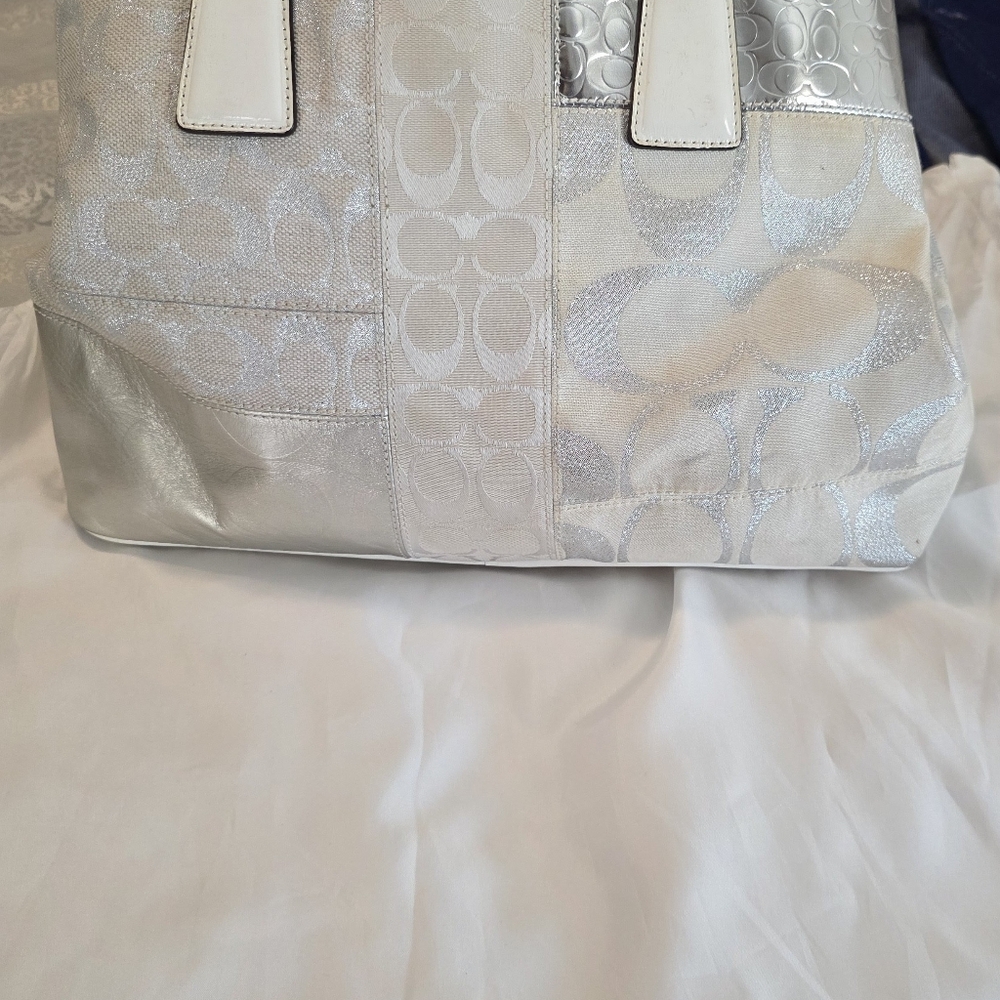 Coach Cream and Silver Tote Bag - Picture 6 of 6